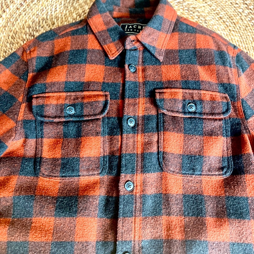 Men’s Light weight, comfortable jacket. Dress casual. Size: L, button down